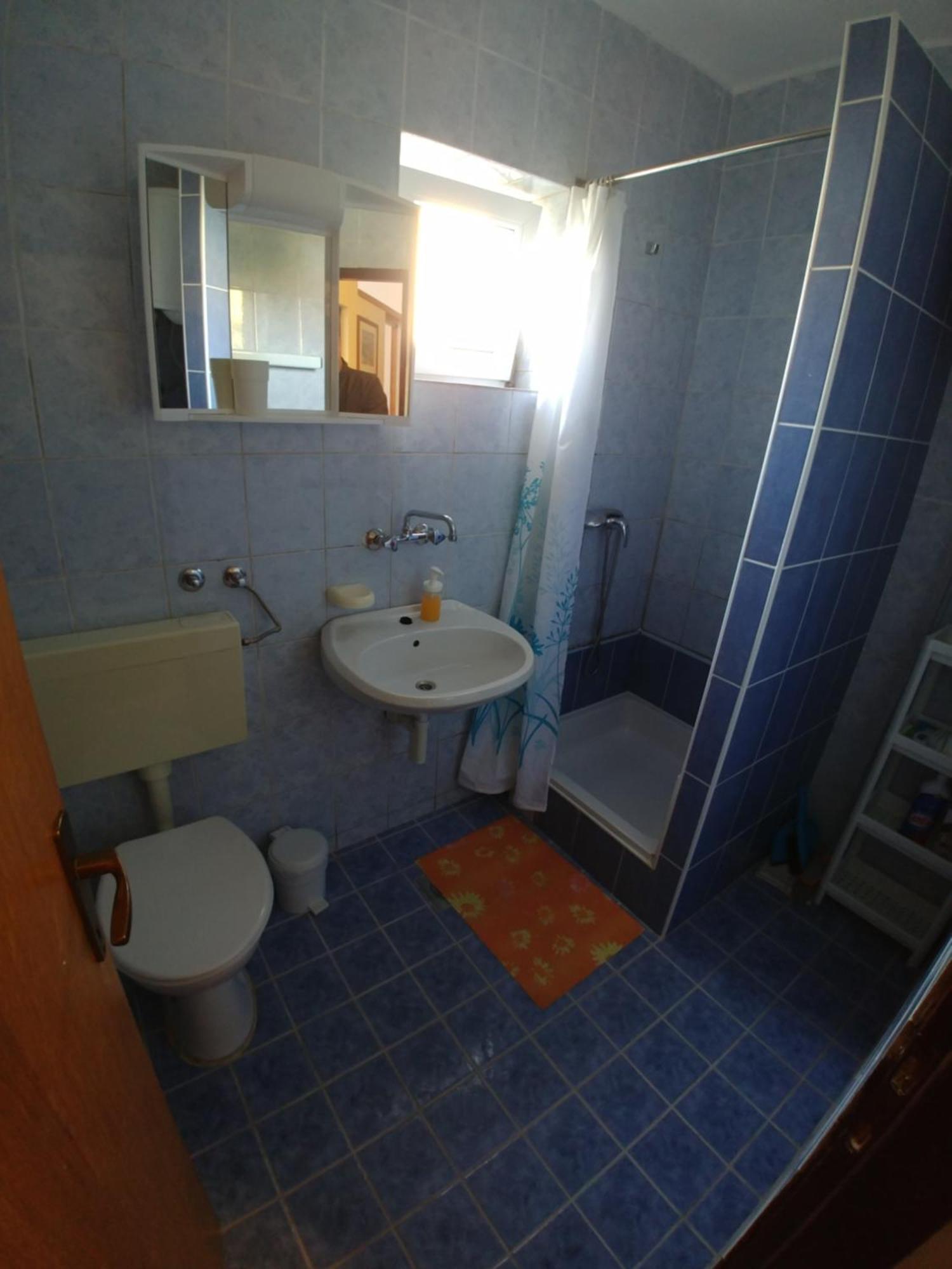 Seaview Apartment