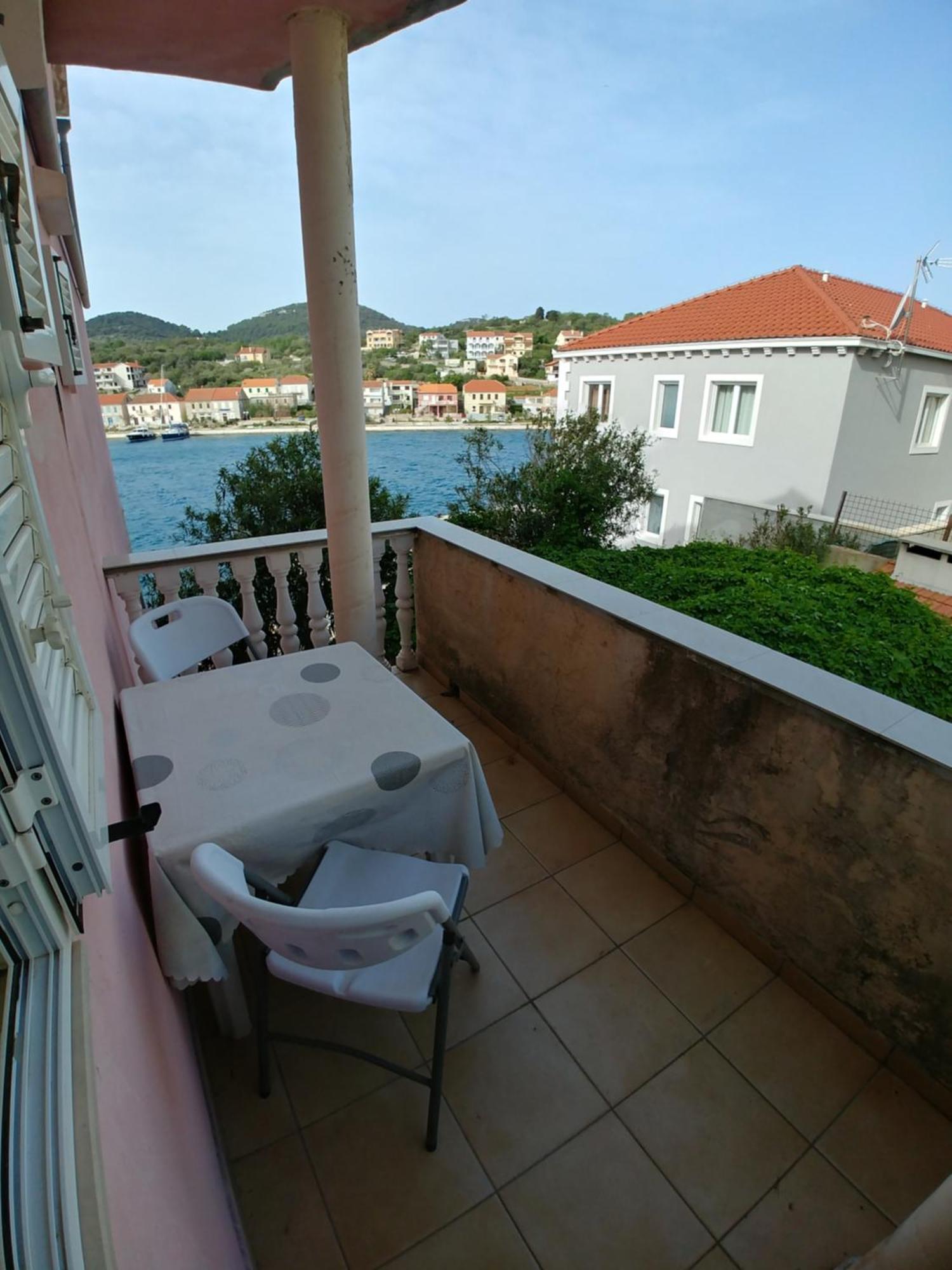 Seaview Apartment Sali
