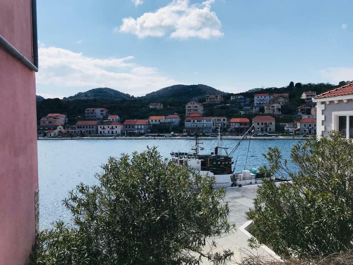 Seaview Apartment Sali