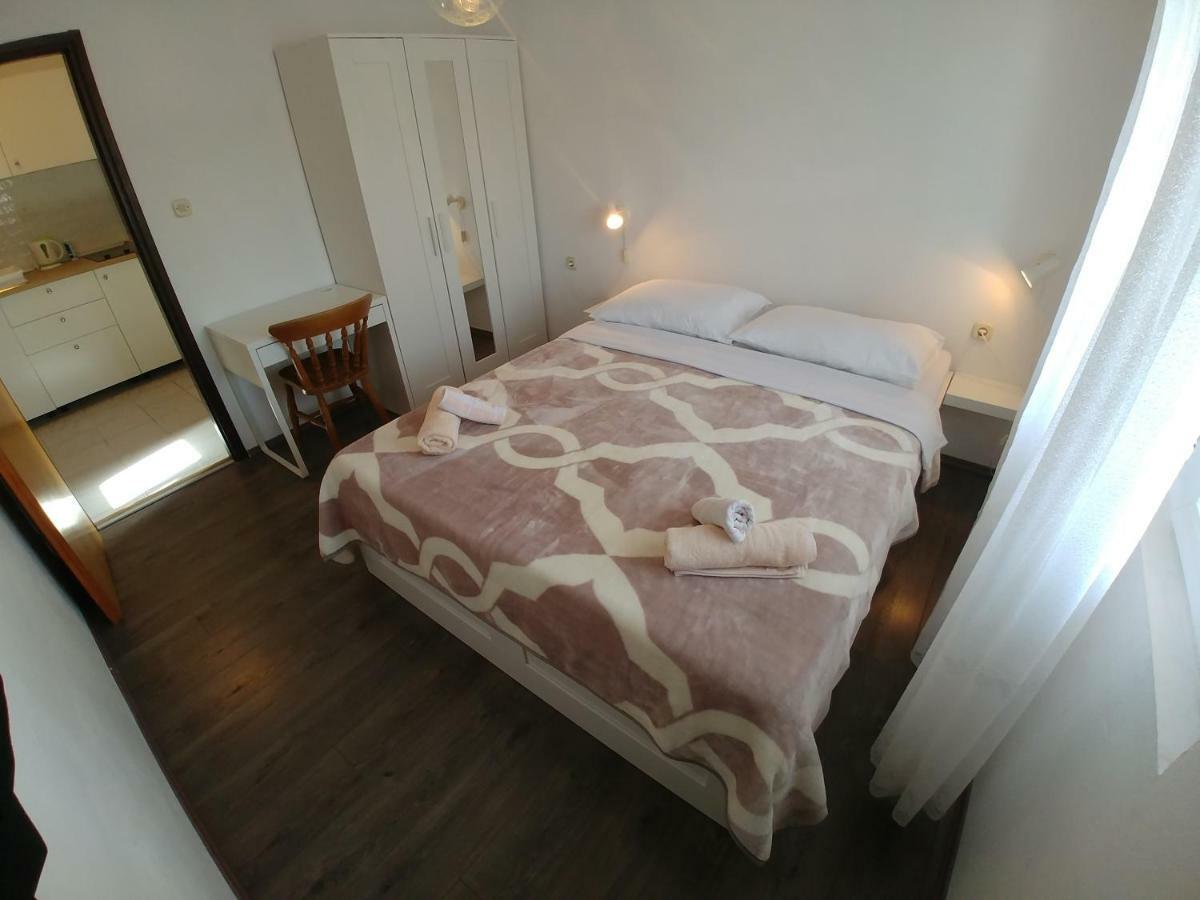 Seaview Apartment Sali