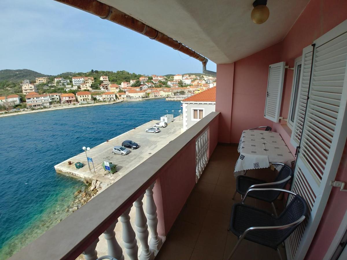 Seaview Apartment Sali